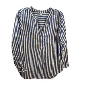 NWOT Old Navy Blouse Top Blue‎ Stripe V Neck 1/2 Button Cotton Medium